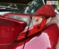 Красный Тойота C-HR, объемом двигателя 1.2 л и пробегом 59 тыс. км за 24700 $, фото 35 на Automoto.ua