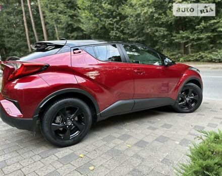 Красный Тойота C-HR, объемом двигателя 1.2 л и пробегом 59 тыс. км за 24700 $, фото 14 на Automoto.ua