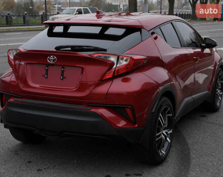Красный Тойота C-HR, объемом двигателя 2 л и пробегом 73 тыс. км за 18800 $, фото 5 на Automoto.ua