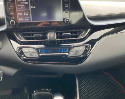 Красный Тойота C-HR, объемом двигателя 1.2 л и пробегом 50 тыс. км за 22000 $, фото 20 на Automoto.ua