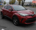 Красный Тойота C-HR, объемом двигателя 2 л и пробегом 73 тыс. км за 18800 $, фото 1 на Automoto.ua