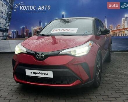 Красный Тойота C-HR, объемом двигателя 1.99 л и пробегом 40 тыс. км за 20000 $, фото 13 на Automoto.ua