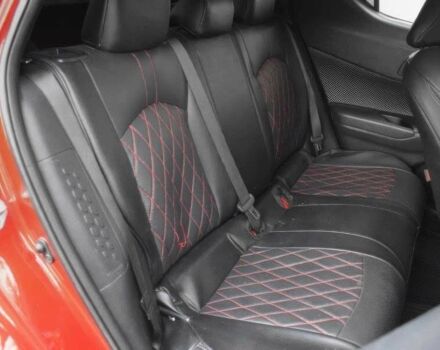 Червоний Тойота C-HR, об'ємом двигуна 0 л та пробігом 32 тис. км за 15200 $, фото 12 на Automoto.ua