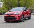 Красный Тойота C-HR, объемом двигателя 2 л и пробегом 176 тыс. км за 5500 $, фото 1 на Automoto.ua