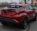 Красный Тойота C-HR, объемом двигателя 2 л и пробегом 73 тыс. км за 18800 $, фото 2 на Automoto.ua