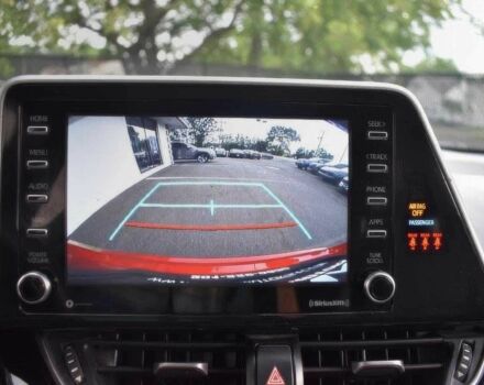 Червоний Тойота C-HR, об'ємом двигуна 0 л та пробігом 32 тис. км за 15200 $, фото 13 на Automoto.ua