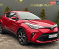 Красный Тойота C-HR, объемом двигателя 1.8 л и пробегом 79 тыс. км за 24800 $, фото 1 на Automoto.ua