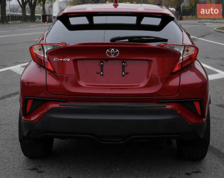 Красный Тойота C-HR, объемом двигателя 2 л и пробегом 73 тыс. км за 18800 $, фото 4 на Automoto.ua