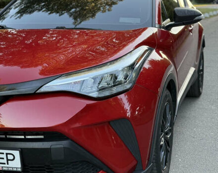 Червоний Тойота C-HR, об'ємом двигуна 2 л та пробігом 80 тис. км за 19000 $, фото 4 на Automoto.ua
