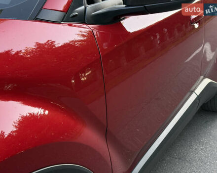 Червоний Тойота C-HR, об'ємом двигуна 2 л та пробігом 80 тис. км за 19000 $, фото 12 на Automoto.ua