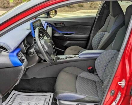 Красный Тойота C-HR, объемом двигателя 2 л и пробегом 66 тыс. км за 5500 $, фото 8 на Automoto.ua