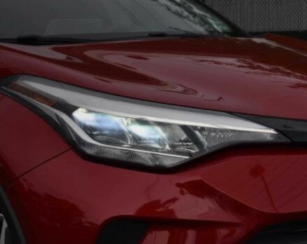 Червоний Тойота C-HR, об'ємом двигуна 0 л та пробігом 32 тис. км за 15200 $, фото 7 на Automoto.ua