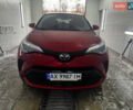 Тойота C-HR 2020 у Валках на Automoto.ua Червоний Тойота C-HR, об'ємом двигуна 2 л та пробігом 38 тис. км за 22000 $, фото 5 на Automoto.ua