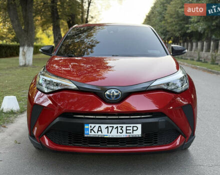 Червоний Тойота C-HR, об'ємом двигуна 2 л та пробігом 80 тис. км за 19000 $, фото 3 на Automoto.ua