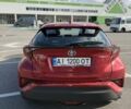 Красный Тойота C-HR, объемом двигателя 1.8 л и пробегом 80 тыс. км за 25000 $, фото 3 на Automoto.ua