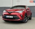 Красный Тойота C-HR, объемом двигателя 1.2 л и пробегом 59 тыс. км за 23900 $, фото 18 на Automoto.ua