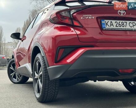 Красный Тойота C-HR, объемом двигателя 1.2 л и пробегом 59 тыс. км за 23900 $, фото 56 на Automoto.ua