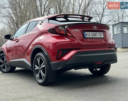 Красный Тойота C-HR, объемом двигателя 1.2 л и пробегом 59 тыс. км за 23900 $, фото 47 на Automoto.ua
