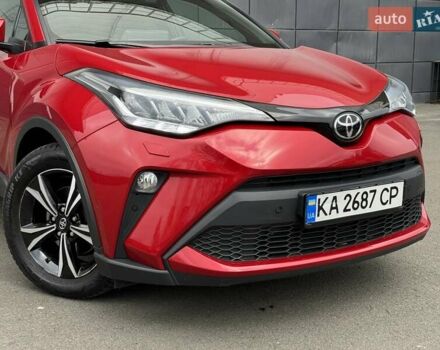 Красный Тойота C-HR, объемом двигателя 1.2 л и пробегом 59 тыс. км за 23900 $, фото 36 на Automoto.ua