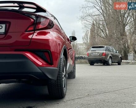 Красный Тойота C-HR, объемом двигателя 1.2 л и пробегом 59 тыс. км за 23900 $, фото 99 на Automoto.ua