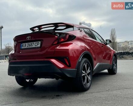 Красный Тойота C-HR, объемом двигателя 1.2 л и пробегом 59 тыс. км за 23900 $, фото 96 на Automoto.ua