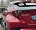 Красный Тойота C-HR, объемом двигателя 1.2 л и пробегом 59 тыс. км за 23900 $, фото 48 на Automoto.ua