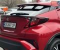 Красный Тойота C-HR, объемом двигателя 1.2 л и пробегом 59 тыс. км за 23900 $, фото 25 на Automoto.ua