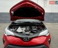 Красный Тойота C-HR, объемом двигателя 1.2 л и пробегом 59 тыс. км за 23900 $, фото 115 на Automoto.ua