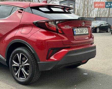 Красный Тойота C-HR, объемом двигателя 1.2 л и пробегом 59 тыс. км за 23900 $, фото 49 на Automoto.ua