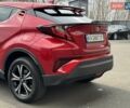 Красный Тойота C-HR, объемом двигателя 1.2 л и пробегом 59 тыс. км за 23900 $, фото 49 на Automoto.ua