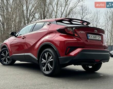Красный Тойота C-HR, объемом двигателя 1.2 л и пробегом 59 тыс. км за 23900 $, фото 42 на Automoto.ua