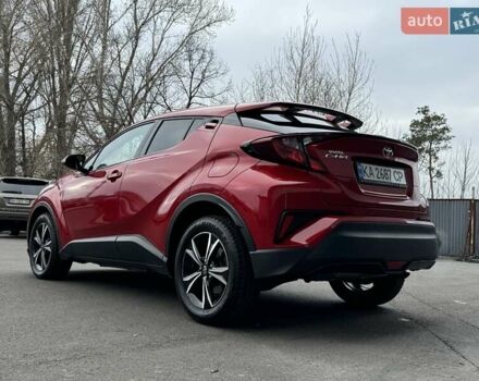 Красный Тойота C-HR, объемом двигателя 1.2 л и пробегом 59 тыс. км за 23900 $, фото 105 на Automoto.ua