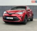 Красный Тойота C-HR, объемом двигателя 1.2 л и пробегом 59 тыс. км за 23900 $, фото 78 на Automoto.ua