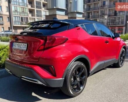 Красный Тойота C-HR, объемом двигателя 1.99 л и пробегом 40 тыс. км за 22000 $, фото 4 на Automoto.ua