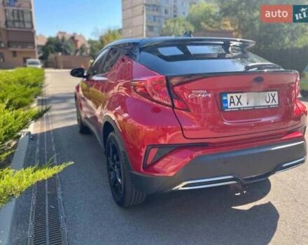 Красный Тойота C-HR, объемом двигателя 1.99 л и пробегом 40 тыс. км за 22000 $, фото 3 на Automoto.ua