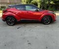 Красный Тойота C-HR, объемом двигателя 1.99 л и пробегом 44 тыс. км за 33500 $, фото 1 на Automoto.ua