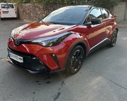 Красный Тойота C-HR, объемом двигателя 1.99 л и пробегом 44 тыс. км за 33500 $, фото 5 на Automoto.ua