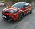 Красный Тойота C-HR, объемом двигателя 1.99 л и пробегом 44 тыс. км за 33500 $, фото 5 на Automoto.ua