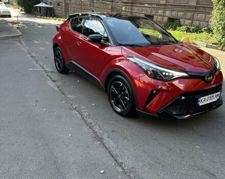 Красный Тойота C-HR, объемом двигателя 1.99 л и пробегом 44 тыс. км за 33500 $, фото 7 на Automoto.ua