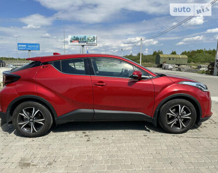 Красный Тойота C-HR, объемом двигателя 2 л и пробегом 13 тыс. км за 34500 $, фото 3 на Automoto.ua