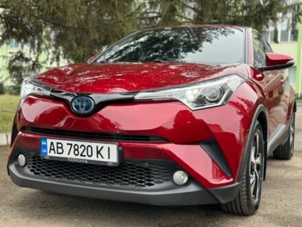 Червоний Тойота C-HR, об'ємом двигуна 0.18 л та пробігом 122 тис. км за 19900 $, фото 1 на Automoto.ua