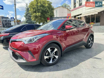 Тойота C-HR 2016 у Києві на Automoto.ua Червоний Тойота C-HR, об'ємом двигуна 1.8 л та пробігом 135 тис. км за 18500 $, фото 1 на Automoto.ua