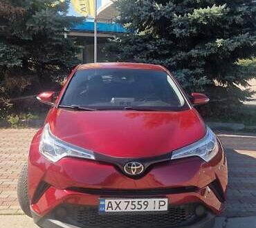 Червоний Тойота C-HR, об'ємом двигуна 1.99 л та пробігом 96 тис. км за 15900 $, фото 1 на Automoto.ua