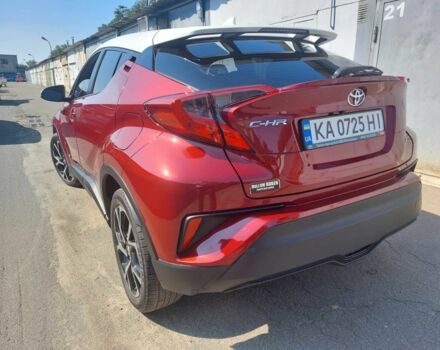 Тойота C-HR 2018 у Києві на Automoto.ua Червоний Тойота C-HR, об'ємом двигуна 2 л та пробігом 77 тис. км за 19900 $, фото 1 на Automoto.ua