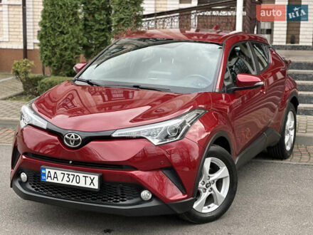 Красный Тойота C-HR, объемом двигателя 1.99 л и пробегом 46 тыс. км за 21500 $, фото 1 на Automoto.ua