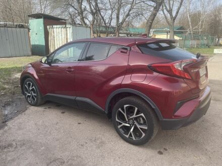 Червоний Тойота C-HR, об'ємом двигуна 2 л та пробігом 69 тис. км за 16000 $, фото 1 на Automoto.ua