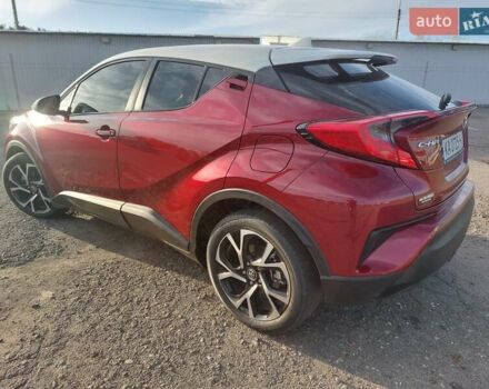 Красный Тойота C-HR, объемом двигателя 1.99 л и пробегом 77 тыс. км за 19900 $, фото 1 на Automoto.ua