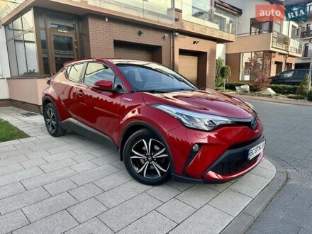 Тойота C-HR 2019 в Львове на Automoto.ua Красный Тойота C-HR, объемом двигателя 1.8 л и пробегом 88 тыс. км за 25500 $, фото 1 на Automoto.ua