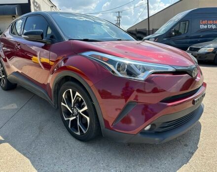 Красный Тойота C-HR, объемом двигателя 2 л и пробегом 59 тыс. км за 7800 $, фото 1 на Automoto.ua