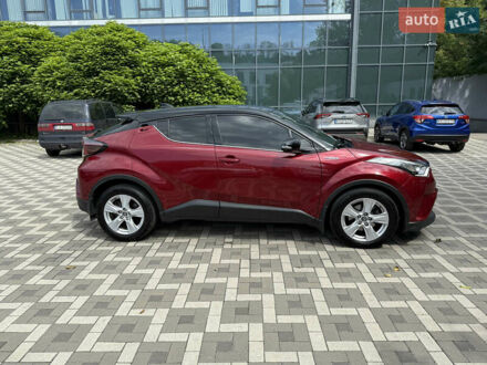 Тойота C-HR 2019 в Киеве на Automoto.ua Красный Тойота C-HR, объемом двигателя 1.8 л и пробегом 97 тыс. км за 25000 $, фото 1 на Automoto.ua